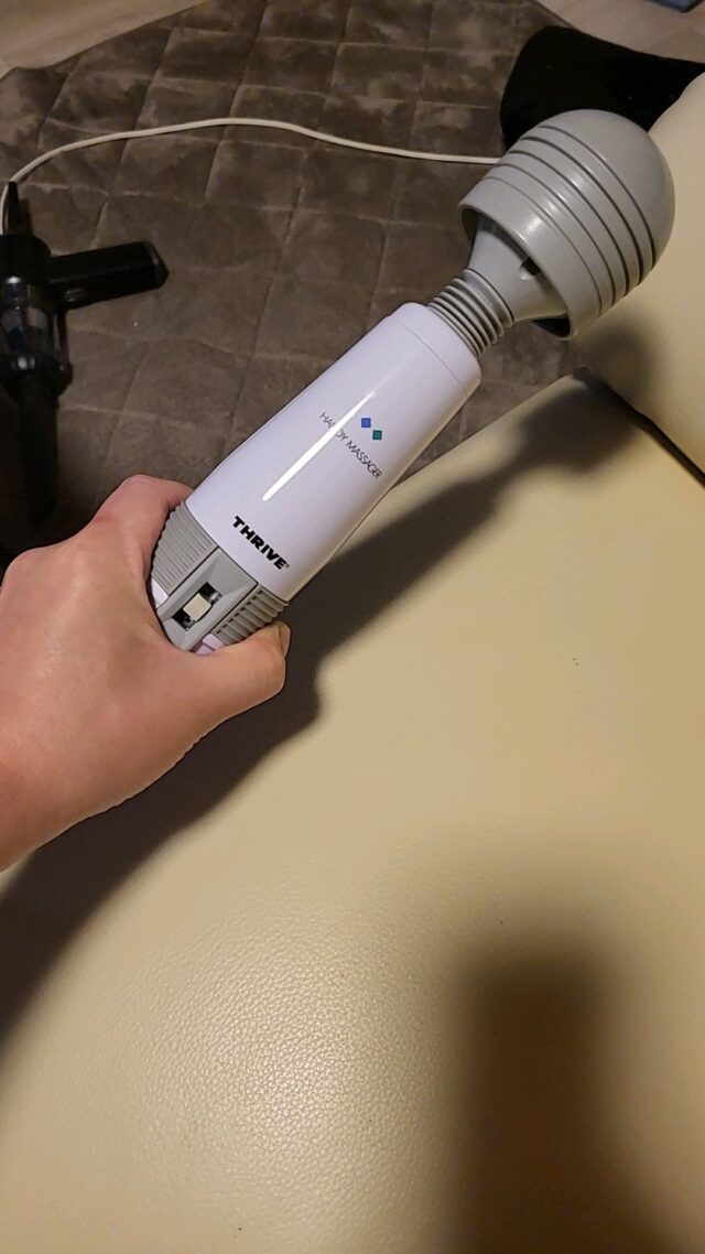 uRT6dxP - 初オナホなんだがローションは穴に入れるの？